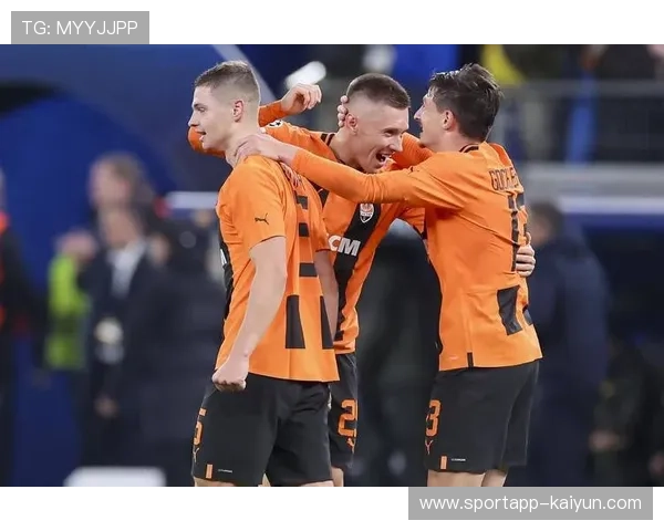 欧冠赛后西甲球队体能考验，巴萨双线作战迎大考