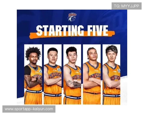 上海男篮胜山西，洛夫顿29分15篮板统治内线